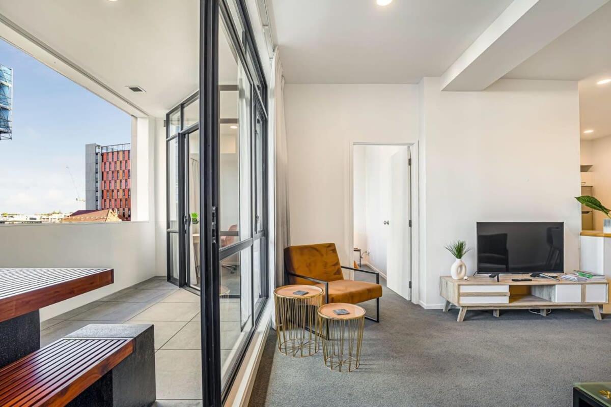 Spacious Character Apartment オークランド エクステリア 写真
