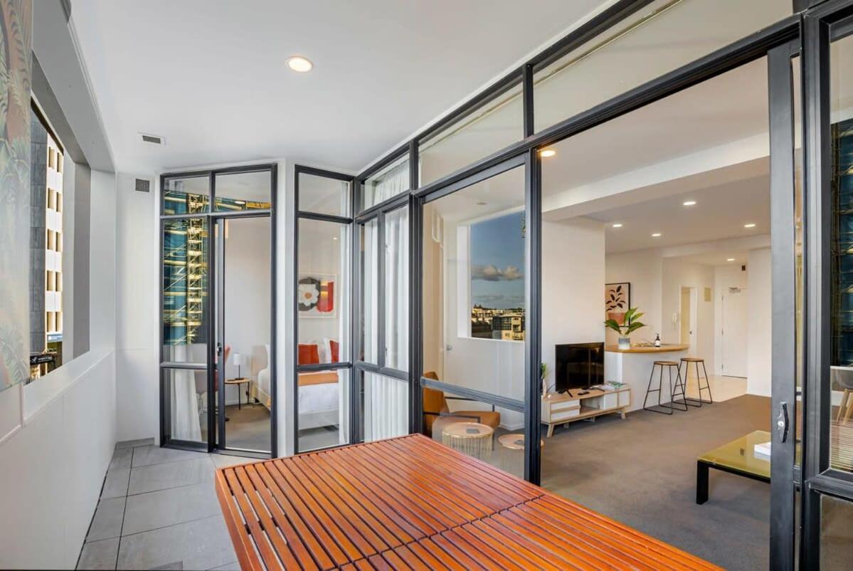 Spacious Character Apartment オークランド エクステリア 写真
