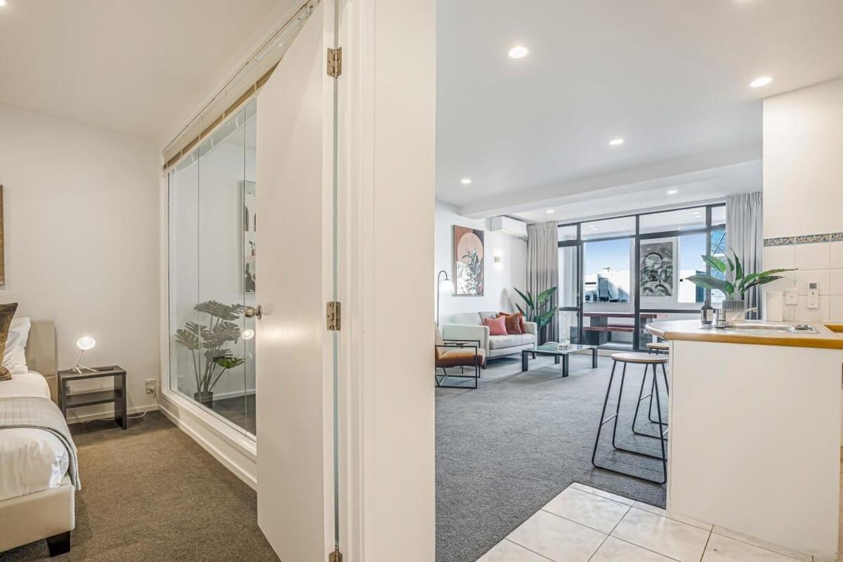 Spacious Character Apartment オークランド エクステリア 写真