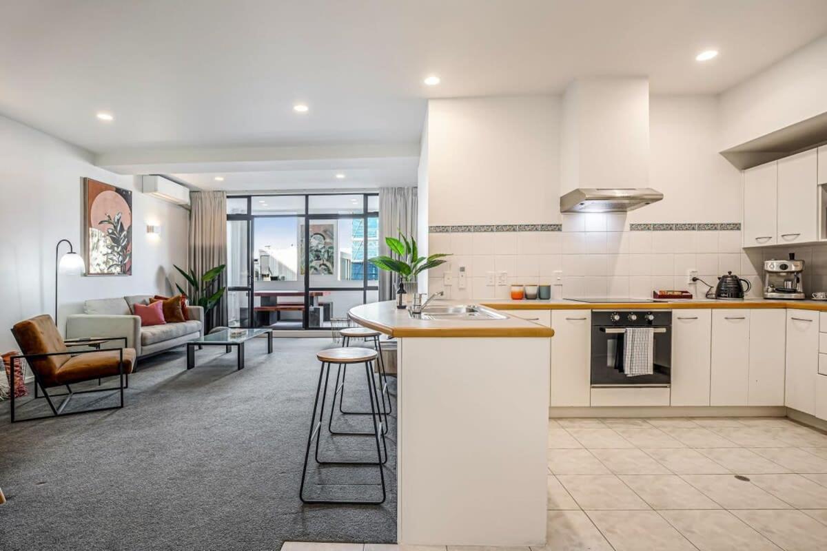 Spacious Character Apartment オークランド エクステリア 写真